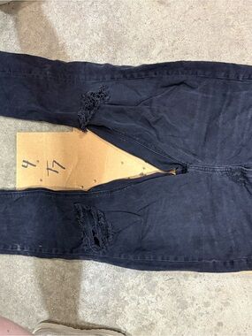 American Eagle Outfitters Women's Skinny Jeans - Black Distressed